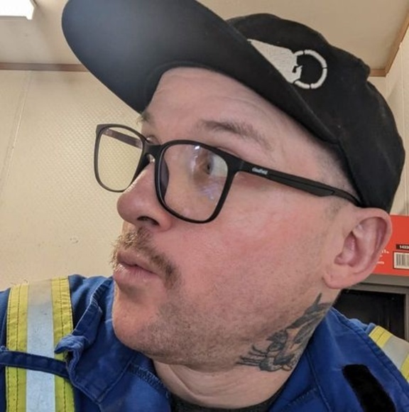 Meet your Posher, Joshua - Picture 1 of 1